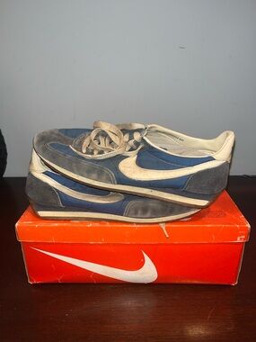 Vintage 1980 Nike Shoes size 8.5